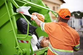 Best Donation Pickup Services  in Leesburg, FL